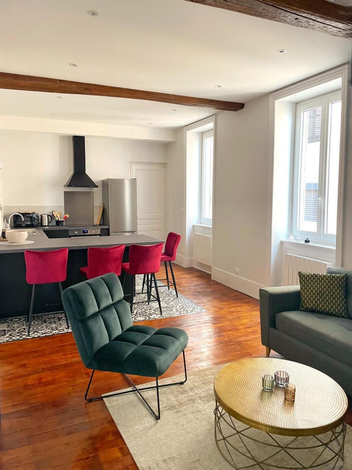 Center Macon Charmant Appartement Avec Vue Sur La Saone ภายนอก รูปภาพ