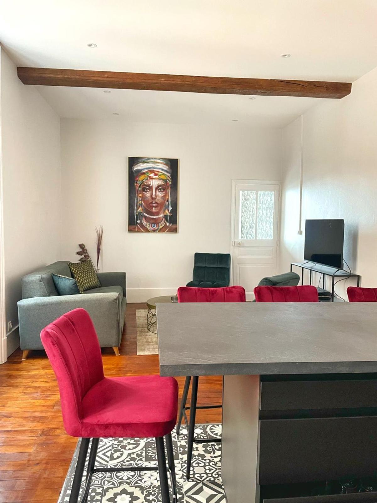 Center Macon Charmant Appartement Avec Vue Sur La Saone ภายนอก รูปภาพ