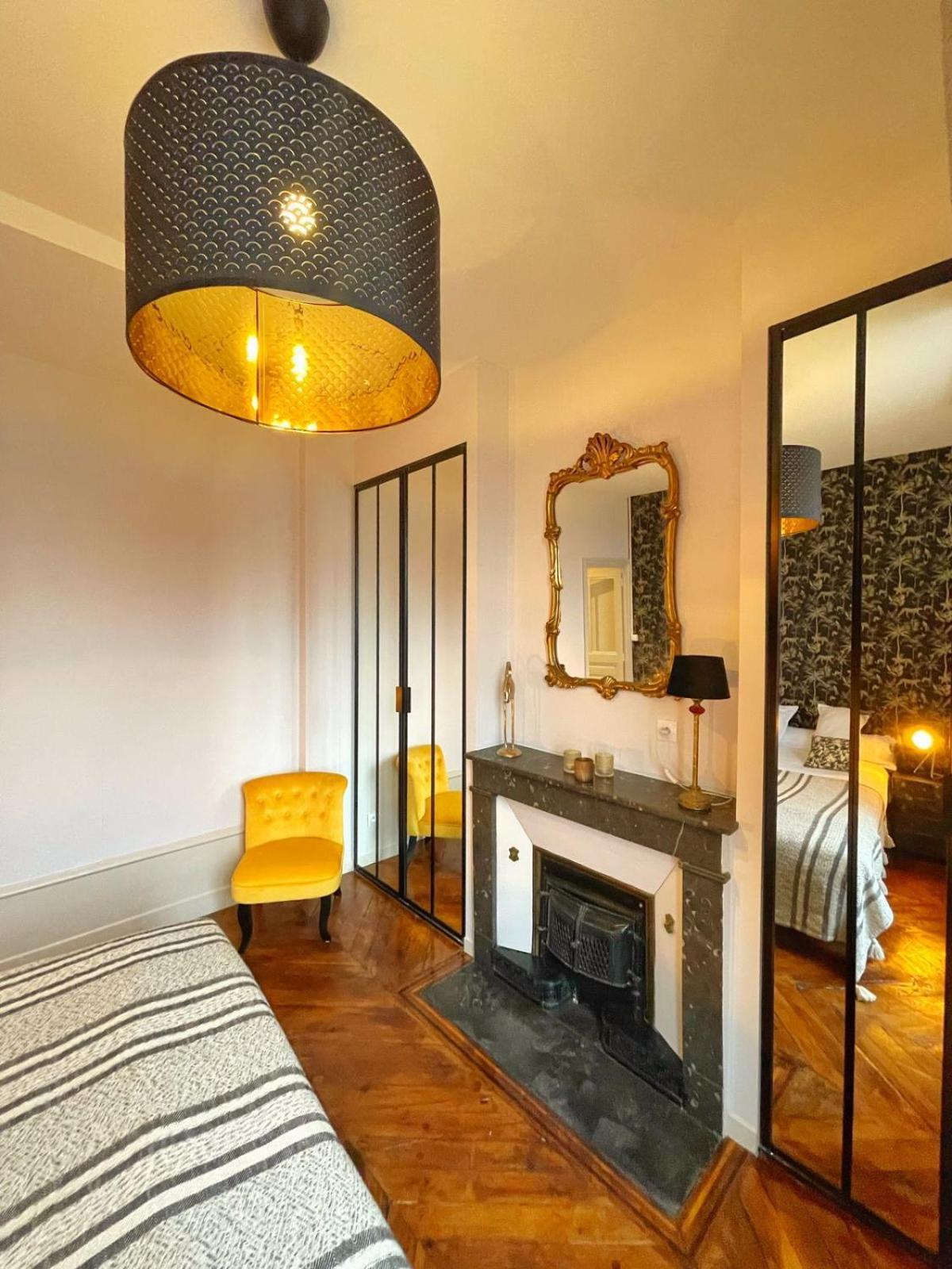 Center Macon Charmant Appartement Avec Vue Sur La Saone ภายนอก รูปภาพ